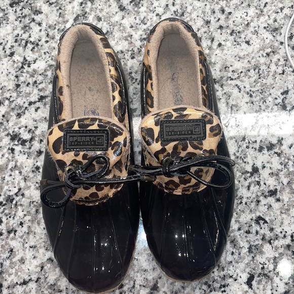 Size 7 Cheetah print Sperry Topsider Loafers - Picture 2 of 5